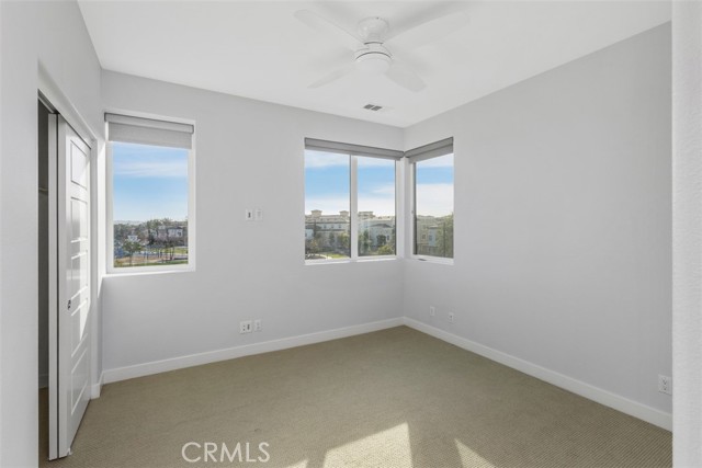 Detail Gallery Image 23 of 40 For 430 Transport, Tustin,  CA 92782 - 4 Beds | 3/1 Baths