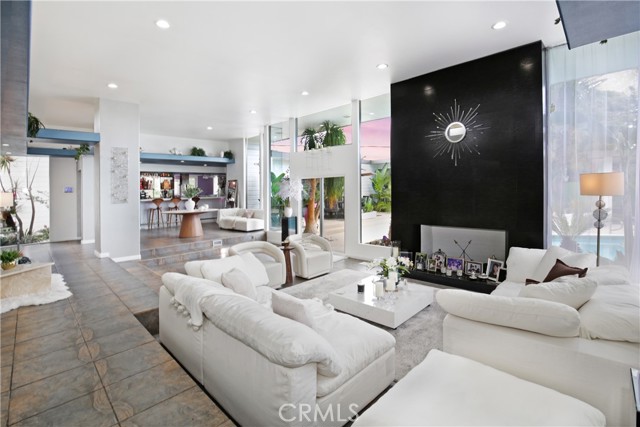 Detail Gallery Image 7 of 49 For 8434 Quinn St, Downey,  CA 90241 - 5 Beds | 4 Baths
