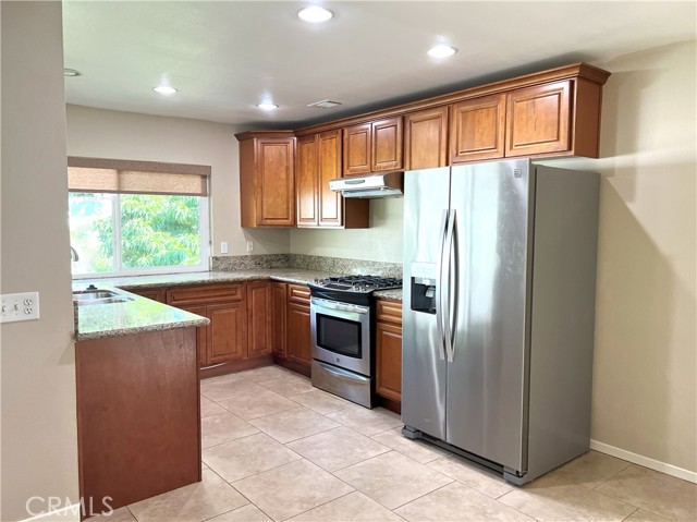 Detail Gallery Image 9 of 42 For 42650 San Julian Pl, Temecula,  CA 92592 - 4 Beds | 2 Baths