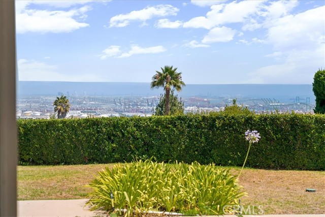 27846 Palos Verdes E Drive, Rancho Palos Verdes CA: https://media.crmls.org/medias/2d42afe5-9b4c-412a-8f59-36f01bc9d005.jpg