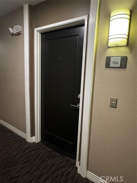 Detail Gallery Image 5 of 36 For 7320 Hawthorn #106 Ave #106,  Los Angeles,  CA 90046 - 2 Beds | 2 Baths