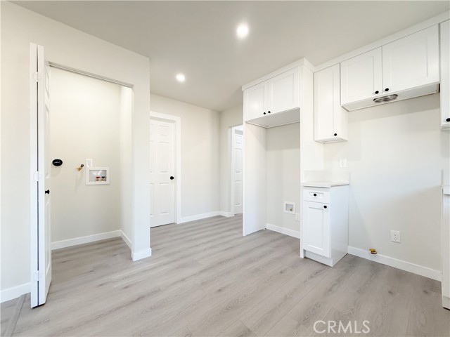 Detail Gallery Image 5 of 27 For 9323 Beach St, Los Angeles,  CA 90002 - 4 Beds | 2 Baths