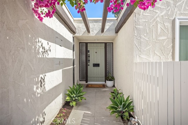 30788 Calle Chueca, San Juan Capistrano CA: https://media.crmls.org/medias/2d43cec4-5062-468c-af3f-93abafe9d531.jpg