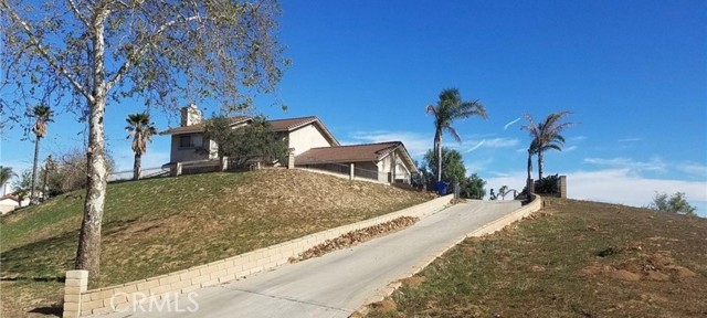 10864 Valley Dr, Riverside, CA 92505