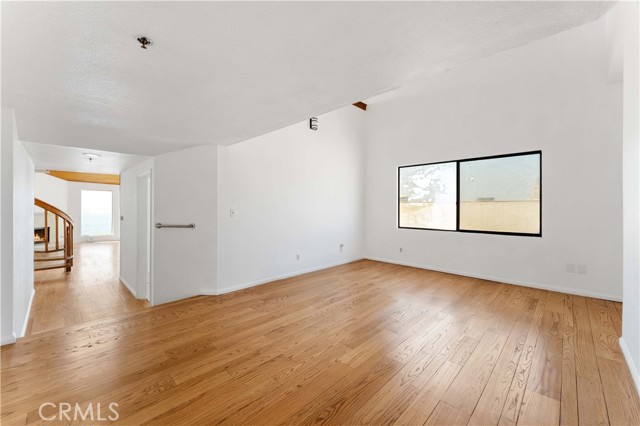 Detail Gallery Image 33 of 46 For 1230 E Ocean, Long Beach,  CA 90802 - 3 Beds | 3 Baths