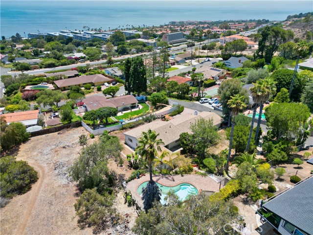 6323 Tarragon Road, Rancho Palos Verdes, California 90275, 4 Bedrooms Bedrooms, ,2 BathroomsBathrooms,Residential,Sold,Tarragon,SB22157270