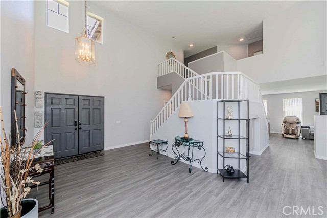 2061 S Sawgrass Court, La Habra CA: https://media.crmls.org/medias/2d448132-a8b7-4f89-ae44-3f1c4e0ce052.jpg