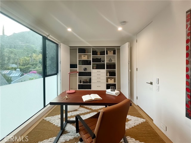 9844 Wanda Park Drive, Beverly Hills CA: https://media.crmls.org/medias/2d44d860-6f31-4bd6-aea0-7265ef2aa9b2.jpg