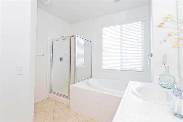 Detail Gallery Image 28 of 57 For 3607 Mountain Shadows Ct, Palmdale,  CA 93551 - 3 Beds | 3 Baths