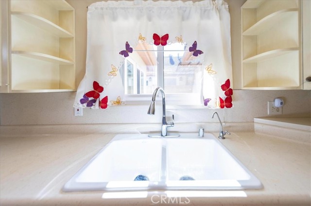 1561 Sandlewood Drive, Hemet CA: https://media.crmls.org/medias/2d451aa9-96a2-4d79-a943-8b4921ab4181.jpg