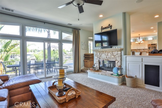 Detail Gallery Image 7 of 70 For 22818 Gray Fox Dr, Canyon Lake,  CA 92587 - 6 Beds | 3/1 Baths