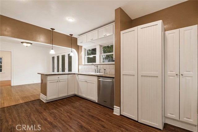 Detail Gallery Image 13 of 39 For 667 E 8th St, Chico,  CA 95928 - 2 Beds | 1 Baths