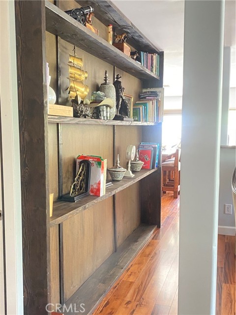 9849 Canada Way, Riverside CA: https://media.crmls.org/medias/2d465145-daed-488e-bb39-a6181cd3d87f.jpg