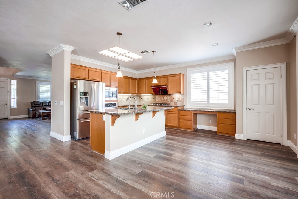 MLS #WS25167113 img 12