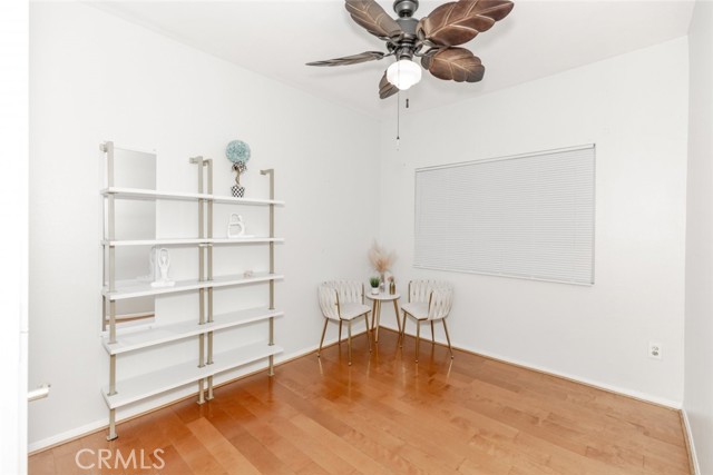 11124 Burbank Boulevard, North Hollywood CA: https://media.crmls.org/medias/2d46da90-f551-4968-b6c7-8c868aad1e96.jpg