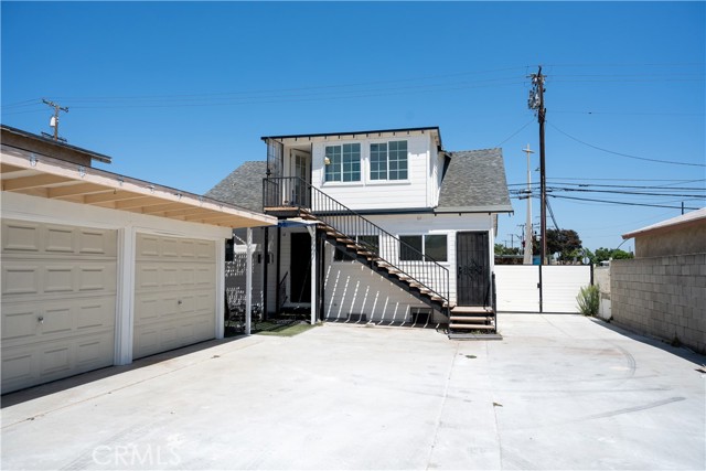 17221 Clark Avenue, Bellflower CA: https://media.crmls.org/medias/2d471b40-02a0-413f-b9a6-9cf7eac8ad3c.jpg