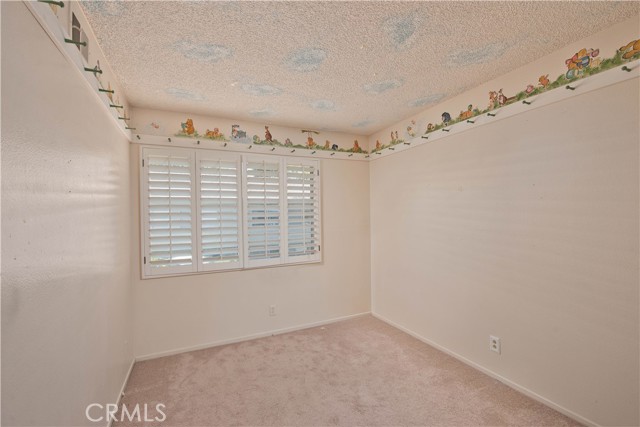 Detail Gallery Image 17 of 26 For 2595 La Paloma Cir, Thousand Oaks,  CA 91360 - 3 Beds | 1/1 Baths