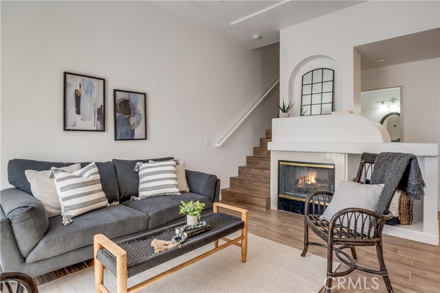 Detail Gallery Image 4 of 34 For 81 Anacapa Ct, Lake Forest,  CA 92610 - 2 Beds | 2/1 Baths