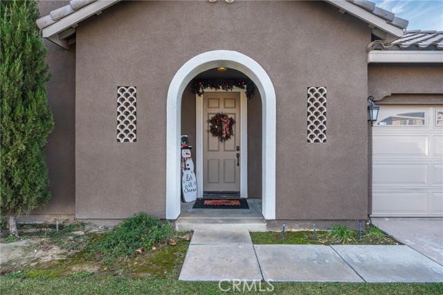 Detail Gallery Image 4 of 43 For 1449 Underhill Ct, Beaumont,  CA 92223 - 4 Beds | 3/1 Baths