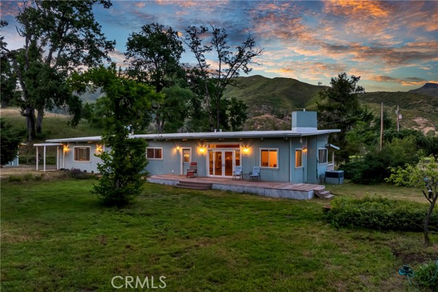 Detail Gallery Image 6 of 38 For 12255 Elk Mountain Rd, Upper Lake,  CA 95485 - 3 Beds | 2 Baths