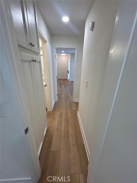 2511 W Sunflower Avenue, Santa Ana CA: https://media.crmls.org/medias/2d48aa0c-5263-499e-af54-5d555ad105b1.jpg