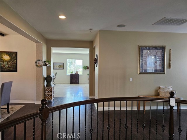 33394 Scarborough Lane, Temecula CA: https://media.crmls.org/medias/2d48be57-1abd-4492-a8d9-eee9cff3909a.jpg