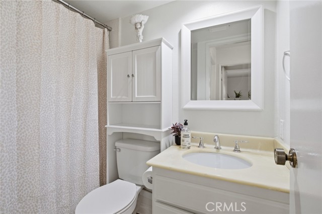 Detail Gallery Image 25 of 33 For 222 N Rose #8,  Burbank,  CA 91505 - 2 Beds | 2 Baths