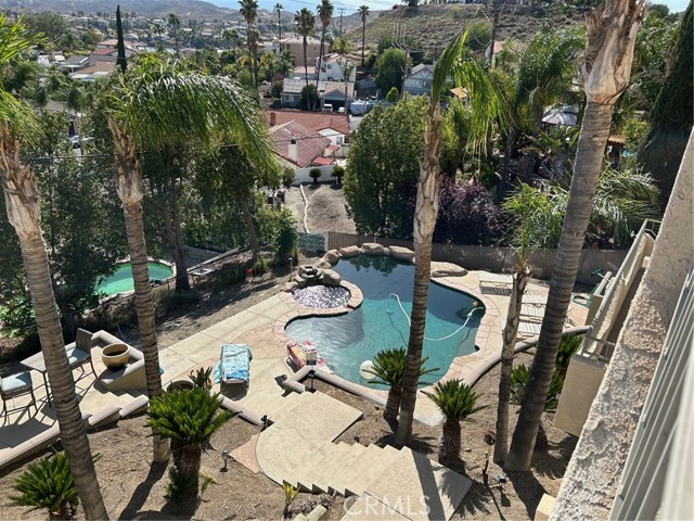 28856 Yosemite Place, Canyon Lake CA: https://media.crmls.org/medias/2d49d58a-9082-4c88-87d2-1267d0eb0985.jpg