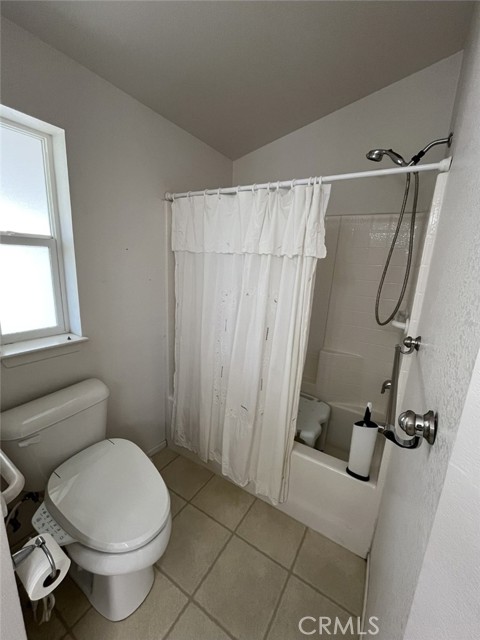 Detail Gallery Image 9 of 15 For 17 Serra Way, –,  CA 91345 - 2 Beds | 2 Baths