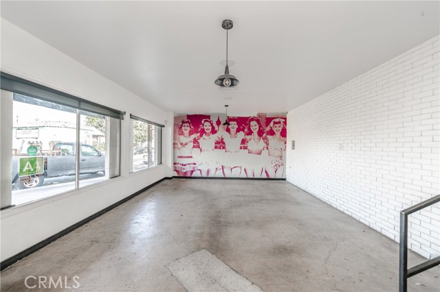 6101 York Boulevard, Los Angeles, California 90042, ,Commercial Lease,For Rent,6101 York Boulevard,CRDW24206260