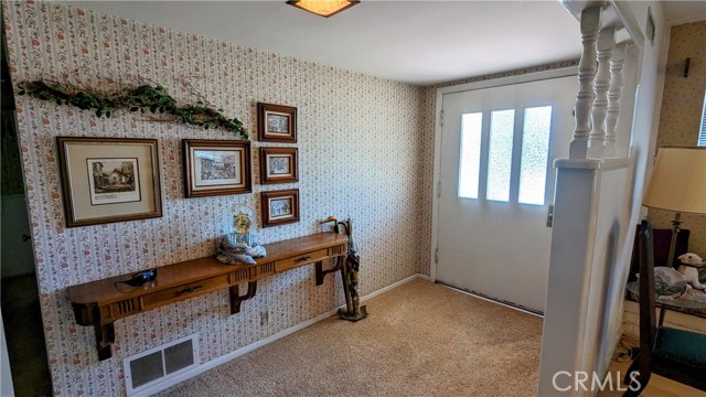 Image 3 of 32 For 1404 Mountain Ave