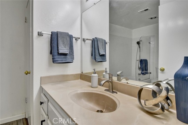 Detail Gallery Image 29 of 57 For 1781 Vista Del Sol, San Mateo,  CA 94404 - 2 Beds | 2 Baths