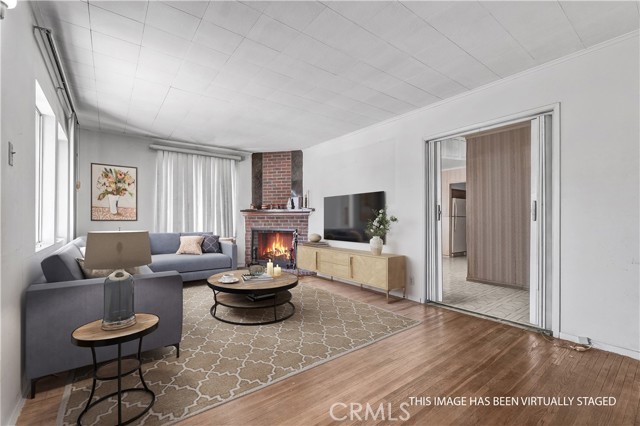 939 White Knoll Drive, Los Angeles CA: https://media.crmls.org/medias/2d4b306d-0763-474e-af72-5e80cf382c24.jpg