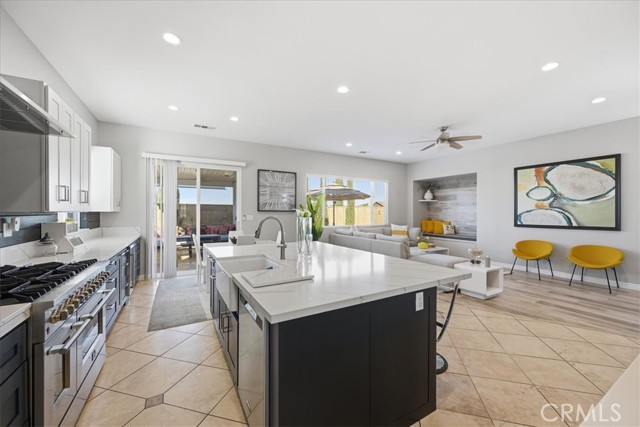 Detail Gallery Image 19 of 54 For 34078 Amici, Temecula,  CA 92592 - 4 Beds | 3/1 Baths