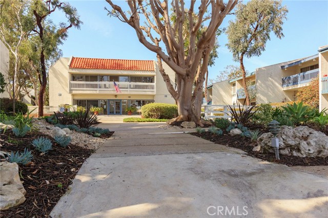 631 Prospect Avenue, Redondo Beach, California 90277, 2 Bedrooms Bedrooms, ,2 BathroomsBathrooms,Residential,Sold,Prospect,SB20199042