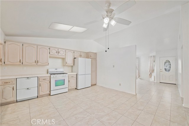 Detail Gallery Image 16 of 32 For 27820 Wakefield, Castaic,  CA 91384 - 3 Beds | 2 Baths