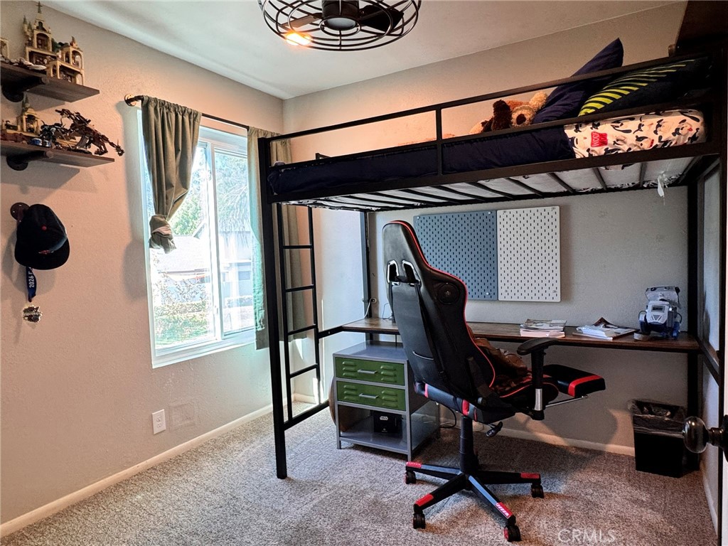 https://media.crmls.org/medias/2d4d7976-4bd3-4678-b6c8-1f29c00156f1.jpg?preset=X-Large