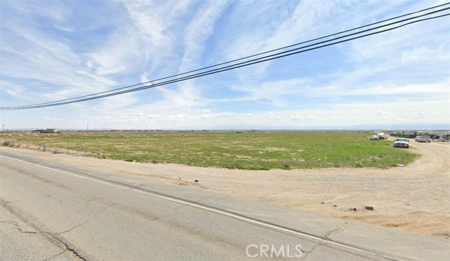 4800 W Rosamond Boulevard, Rosamond CA: https://media.crmls.org/medias/2d4d7d7e-b955-4530-9194-04ce4352ee84.jpg