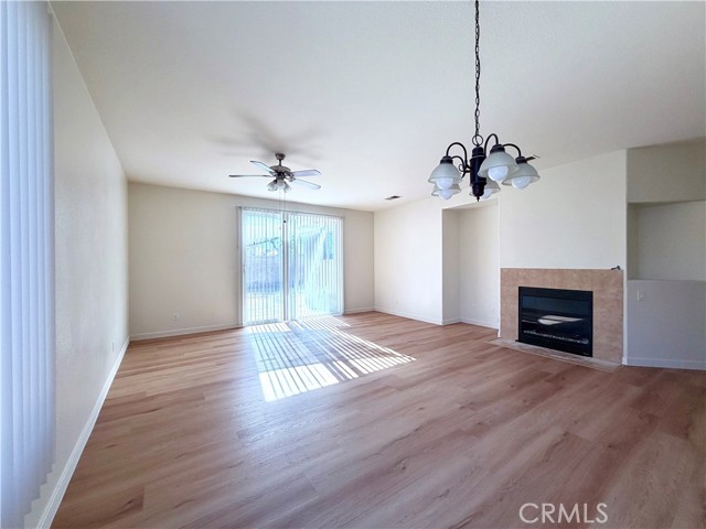 Detail Gallery Image 2 of 16 For 1042 Sun up, San Jacinto,  CA 92582 - 3 Beds | 2 Baths