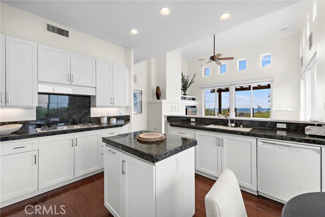 Detail Gallery Image 16 of 42 For 1 Riva Dr, Newport Coast,  CA 92657 - 3 Beds | 2/1 Baths