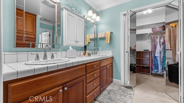 Detail Gallery Image 14 of 35 For 1304 Farrand Rd, Fallbrook,  CA 92028 - 4 Beds | 3 Baths