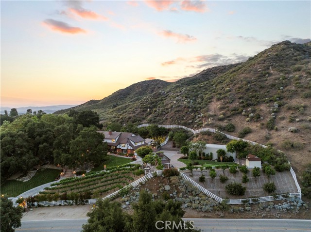 25730 Sand Canyon Road, Canyon Country CA: https://media.crmls.org/medias/2d4fa151-9d12-4387-8528-9bb0d1998fda.jpg
