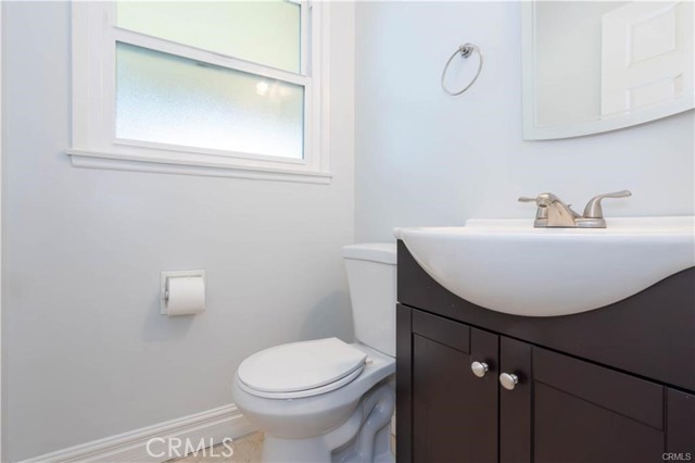 Detail Gallery Image 20 of 23 For 18731 Dylan St, Porter Ranch,  CA 91326 - 4 Beds | 2/1 Baths