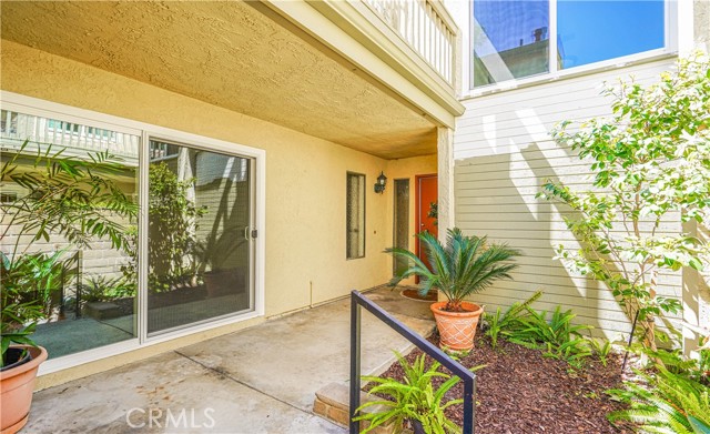 26005 Andrea Court, Mission Viejo CA: https://media.crmls.org/medias/2d50d02c-35d1-4b63-824e-291a1f9b5ad8.jpg