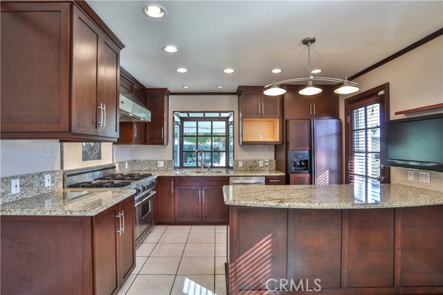 Detail Gallery Image 12 of 34 For 428 Ferrero Ln, La Puente,  CA 91744 - 4 Beds | 2 Baths