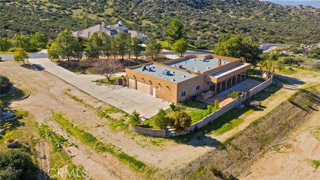 Detail Gallery Image 3 of 58 For 23032 Sky Mesa, Homeland,  CA 92548 - 3 Beds | 2/2 Baths