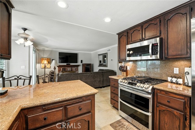 3581 Hillsdale Ranch Road, Chino Hills CA: https://media.crmls.org/medias/2d51d26e-c3cf-4aec-a392-3f969afe69f0.jpg