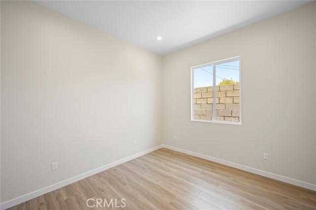 8302 Webb Avenue, Sun Valley CA: https://media.crmls.org/medias/2d52141d-38c1-4a1d-ac0b-e484e426b161.jpg