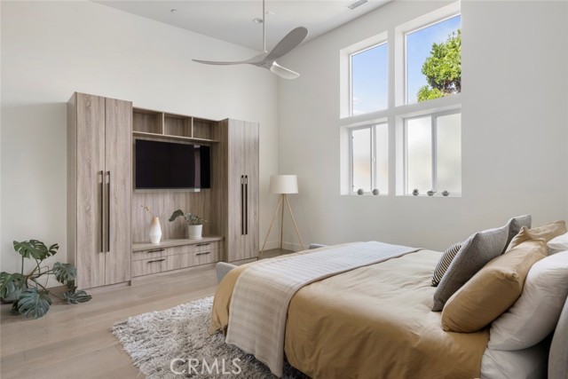 Detail Gallery Image 17 of 39 For 316 N. Francisca Avenue #B,  Redondo Beach,  CA 90277 - 4 Beds | 4 Baths