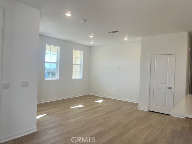 Detail Gallery Image 3 of 8 For 8421 Gabrielino Ct, Rancho Cucamonga,  CA 91730 - 3 Beds | 2/1 Baths